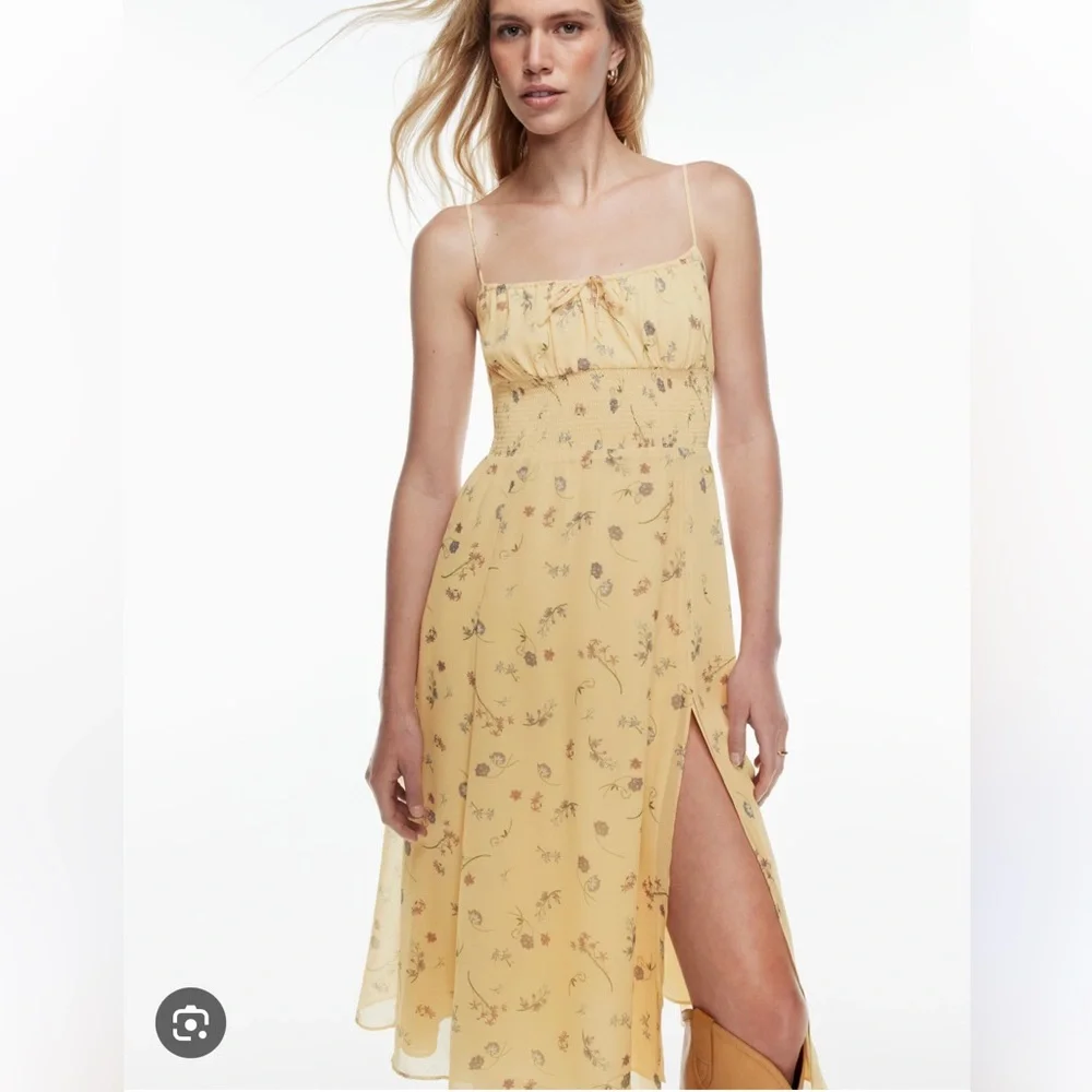 aritzia yellow dress Portea Linen Its crafted from 100% linen with a subtle natural texture and soft Aritzia Wilfred, Genoa Midi Dress